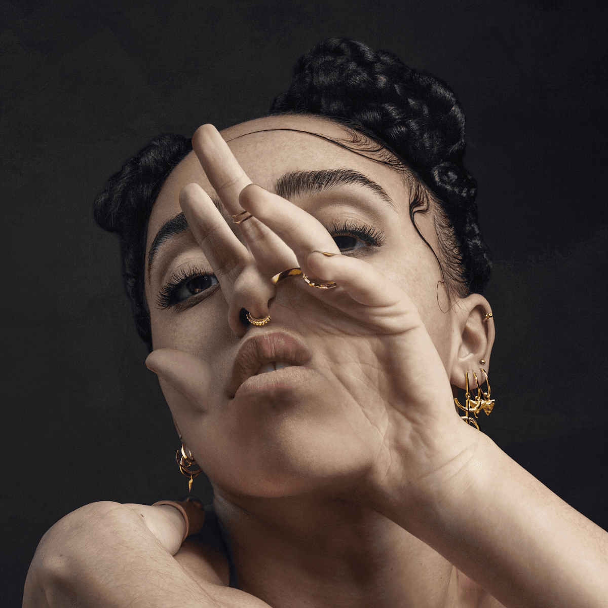 FKA Twigs - M3LL155X FKA Twigs - M3LL155X